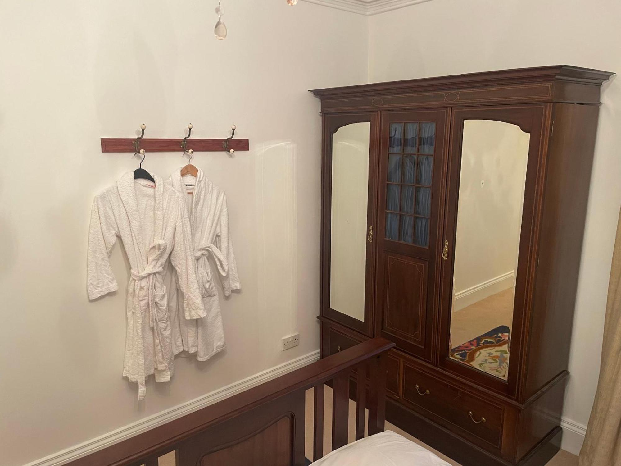 Brackfield House Hotel Killaloo ภายนอก รูปภาพ